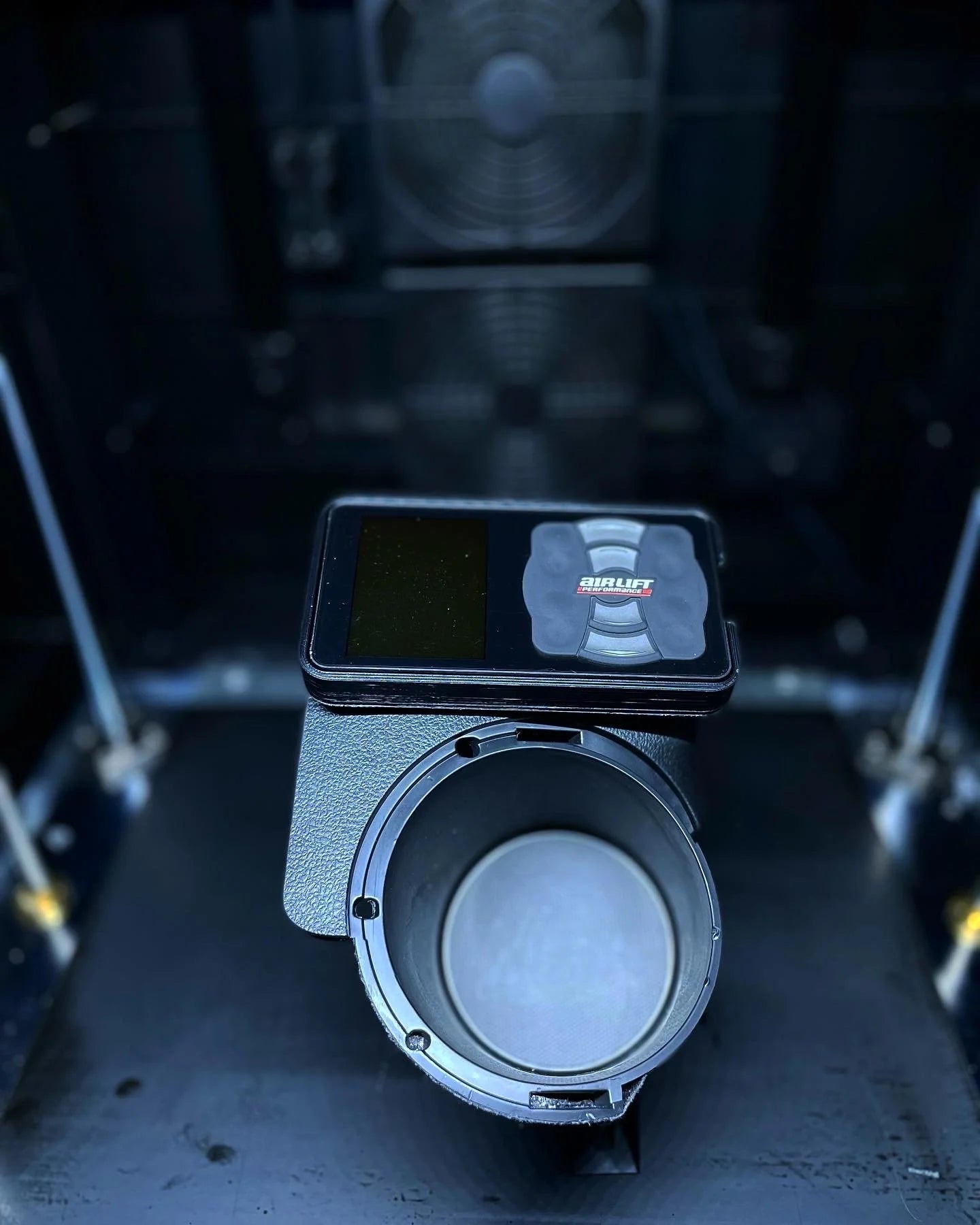 Nissan 370Z Airlift Performance Controller Mount- Flush - Lunar Loox