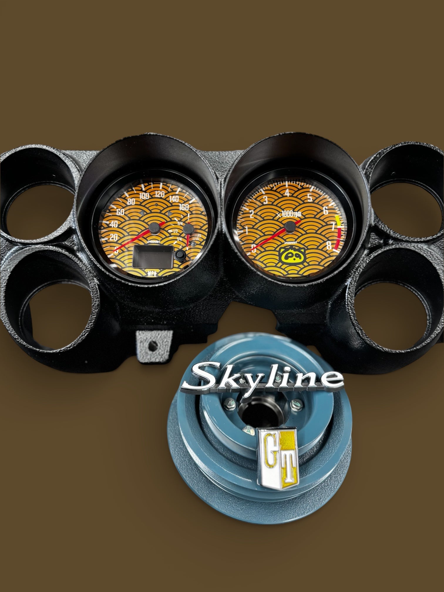 Nissan Hakosuka Skyline KGC10 Aftermarket Gauge Dash