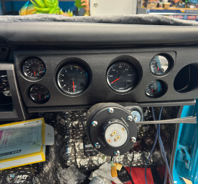 Datsun 510 SSS Speedhut Gauge Dash Cluster